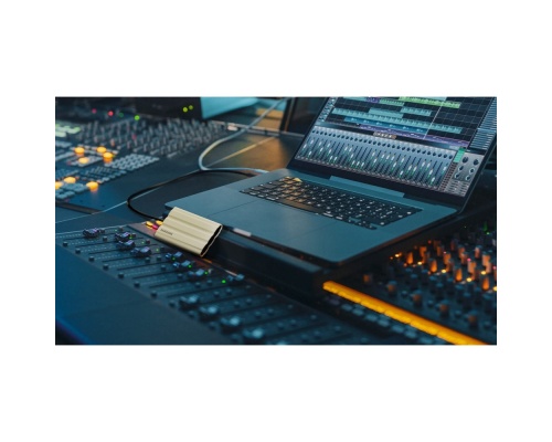 Samsung Portable SSD T7 Shield 2TB USB-C 3.1 Blue