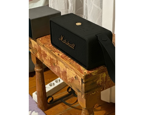 Marshall Middleton Αδιάβροχο Ηχείο Bluetooth 60W με Διάρκεια Μπαταρίας έως 20 ώρες Black and Brass